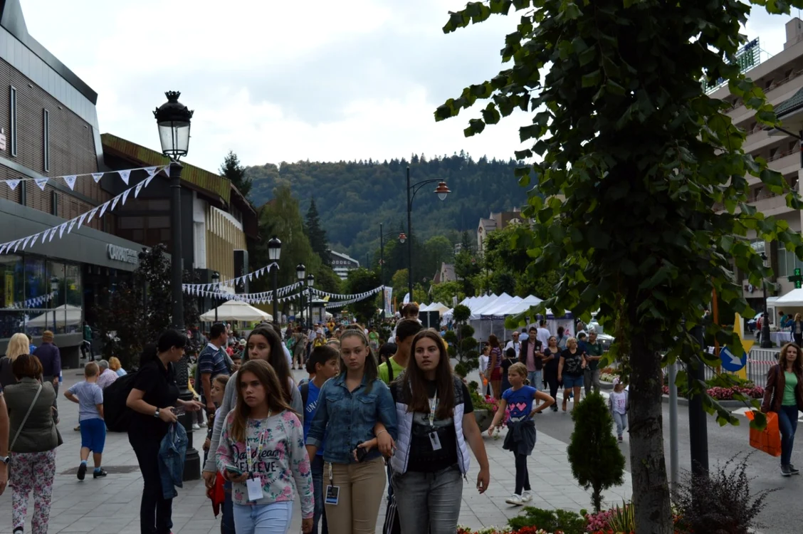 Sinaia devine din ce în ce mai atractivă pentru turişti FOTO Dana Mihai