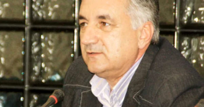 Constantin Hogea le-a cerut consilierilor PDL să aprobe bonusul de xerox 