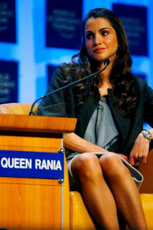 Cele mai sexy imagini cu Regina Rania a Iordaniei, în timpul unui interviu televizat