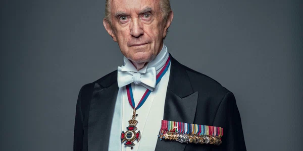 jonathan pryce print foto netflix jpg