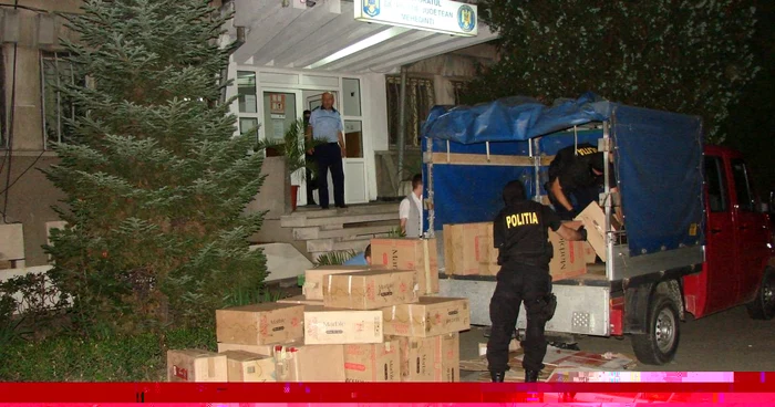 Întreaga cantitate de ţigări a fost confiscată FOTO IPJ Mehedinţi