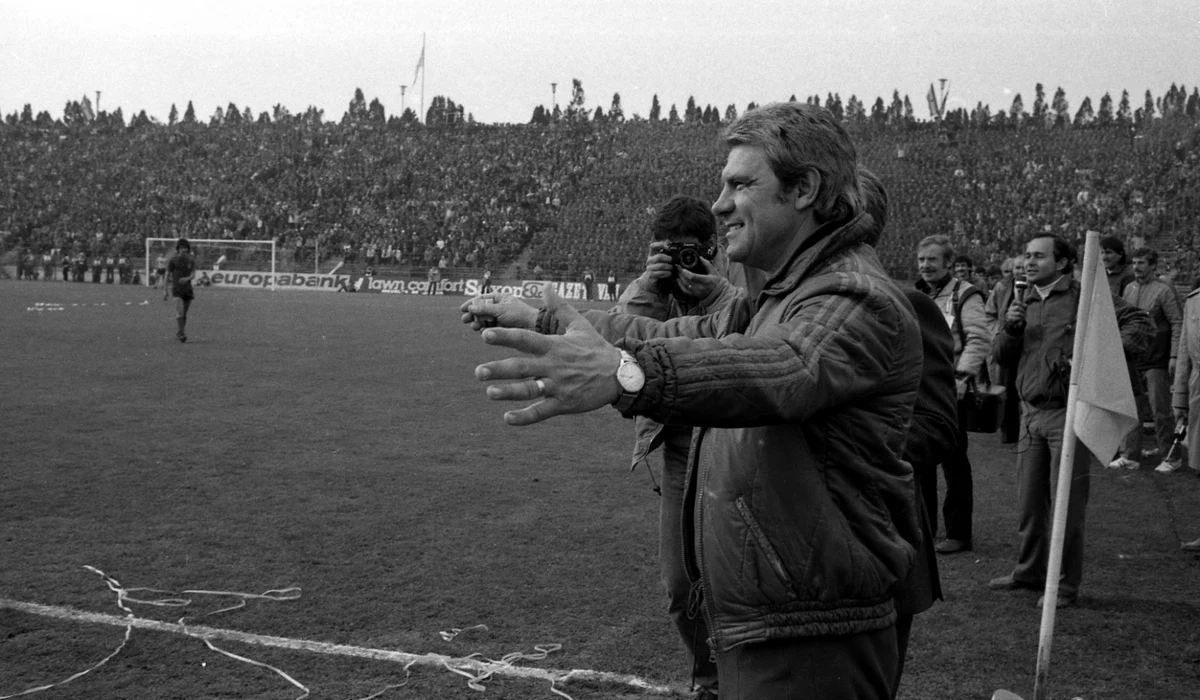 Emeric Ienei va fi înmormântat alături de fosta sa soție. Povestea emoționantă a legendei ce va rămâne veșnic în Oradea