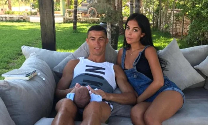 ronaldo si copiii jpeg