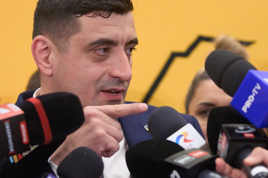 Simion vrea dezbatere cu Nicușor Dan, după ce a lipsit de la toate confruntările electorale din primul tur al prezidențialelor: „Eu sunt pregătit”