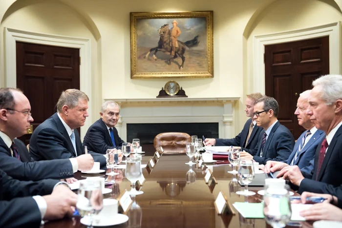 Klaus Iohannis s-a întâlnit cu vicepreşedintele american, Joe Biden. FOTO Presidency.ro