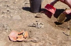 Descoperire pe autostrada Sibiu Orăştie ce ar putea dovedi existenţa scrierii în neoliticul timpuriu jpeg
