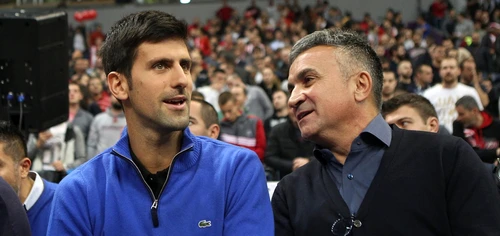 Srdjan (dreapta), alături de Novak Djokovici.