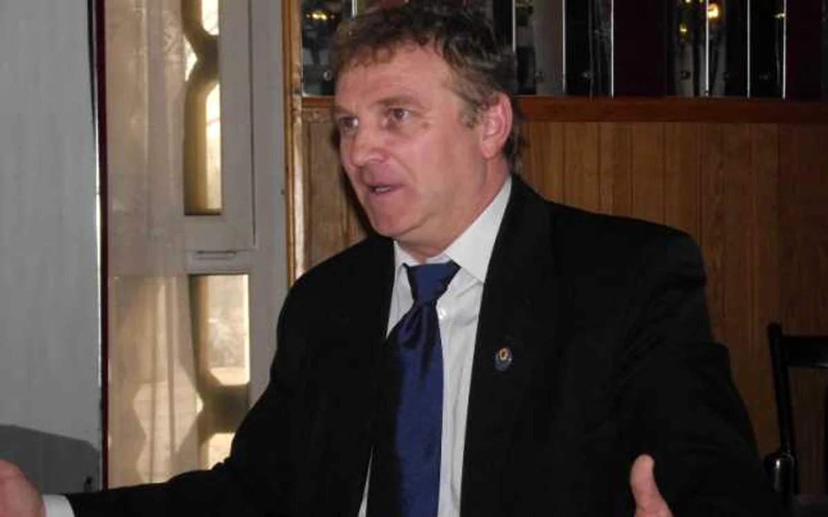 Deputatul Clement Negruţ