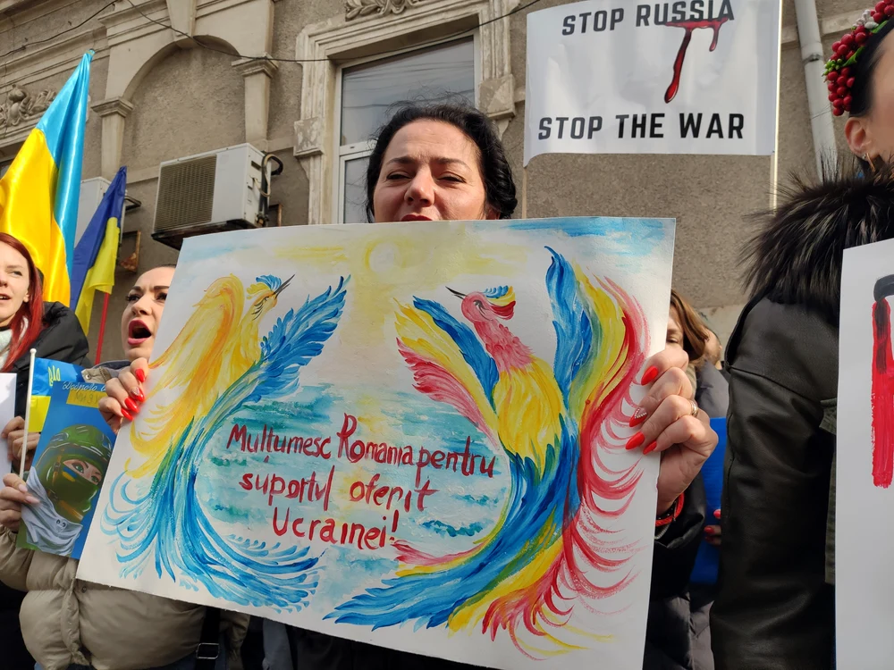 Refuguații mulțumesc României FOTO: Călin Gavrilaș