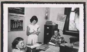 Photograph of young people working inside of an office, Clarkesville, Habersham County, Georgia, 1950   DPLA   0bad432e7cd39b19c5d20e318441d7f2 004 jpeg