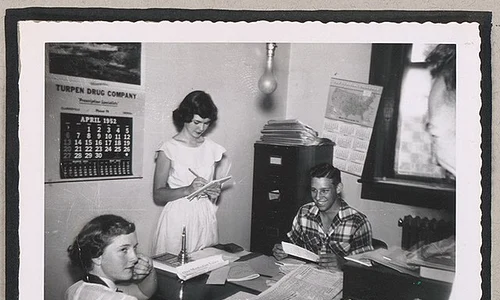 Photograph of young people working inside of an office, Clarkesville, Habersham County, Georgia, 1950   DPLA   0bad432e7cd39b19c5d20e318441d7f2 004 jpeg