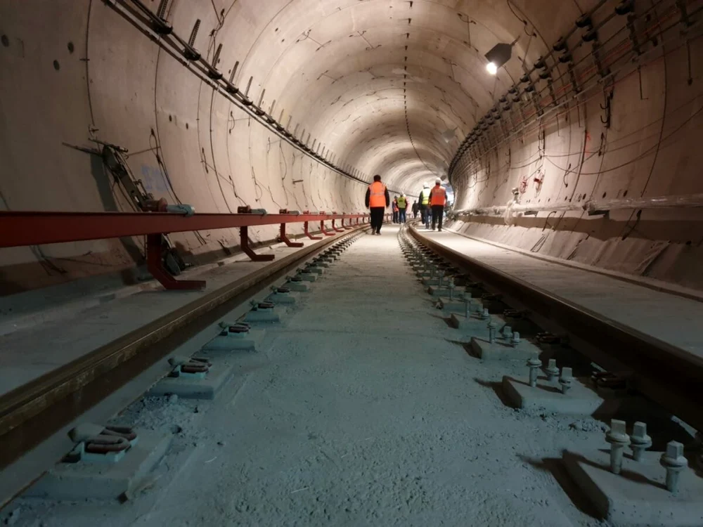 foto stație de metrou