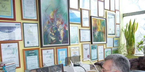 Maşină de spălat bani FOTO Remi Rădulescu