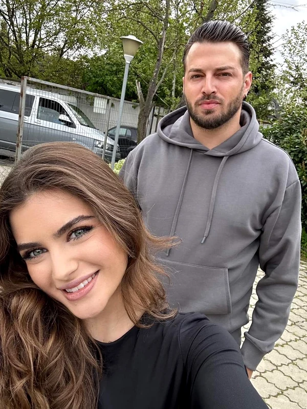 La filmări, Romeo Visca o alintă „mâță” pe Ana Bodea