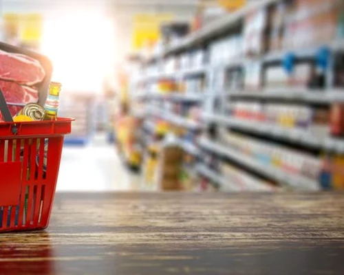 alimente supermarket foto shutterstock