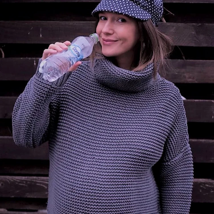 
    Adela Popescu este gravidă în 9 luniFoto: arhivă personală  