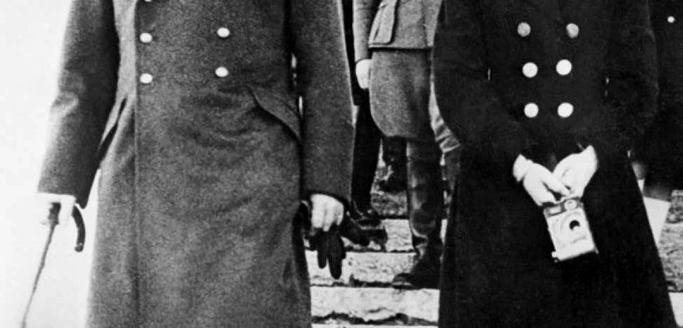 Adolf Hitler, alături de Eva Braun FOTO AFP