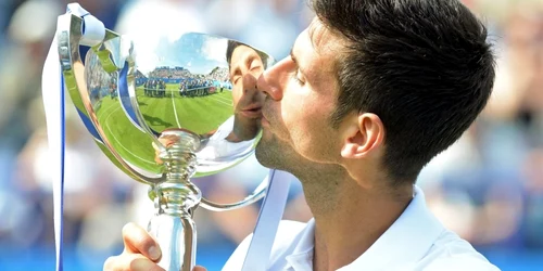 Novak Djokovici a câştigat turneul de la Eastbourne FOTO EPA