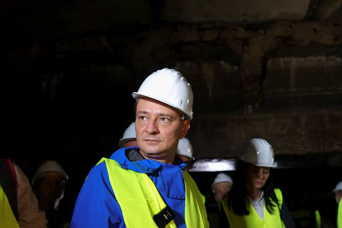 Primarul Băluță, la Planșeul din Piața Unirii FOTO: Octav Ganea/Inquam Photos