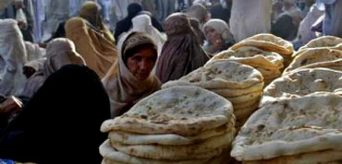 Cel puţin 18 femei pakistaneze au murit în îmbulzeala dintr-o acţiune caritabilă