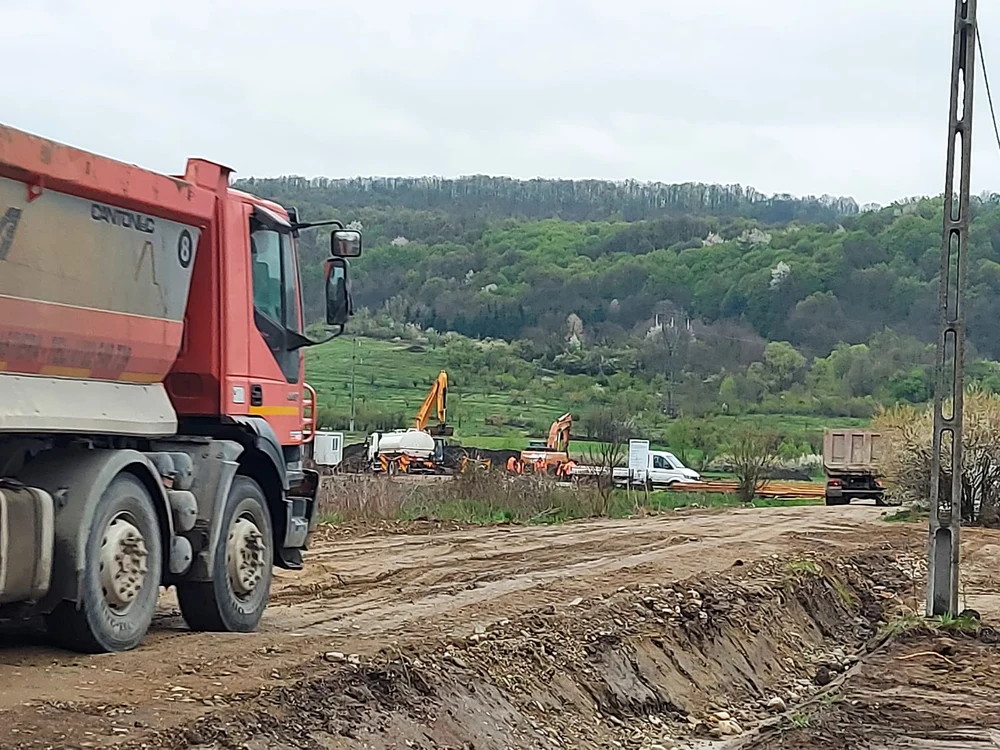 Lucrările la tronsonul cinci au început în septembrie 2021 FOTO: Denis Grigorescu