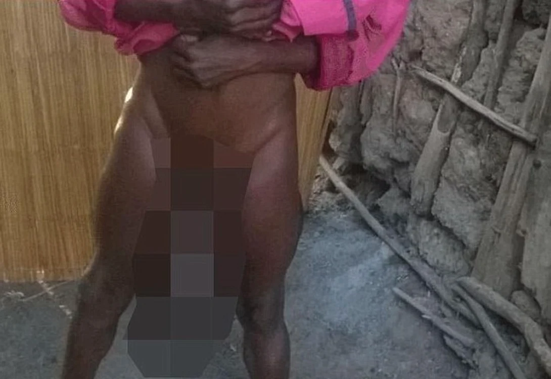 Din cauza penisului uriaș nu poate întreține relații sexuale