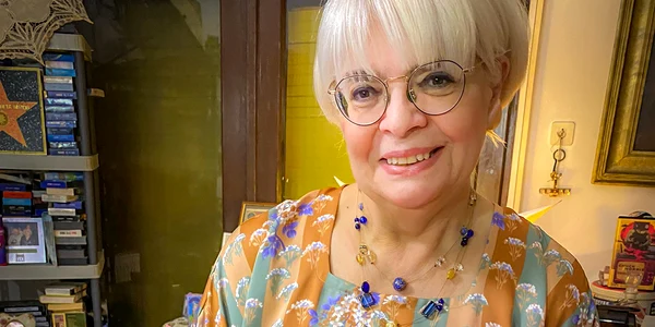 Irina Margareta Nistor cap bust jpg