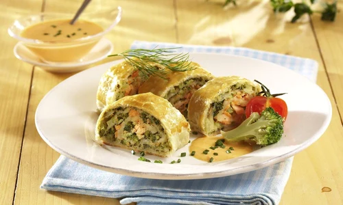 rulada cu somon si broccoli jpeg