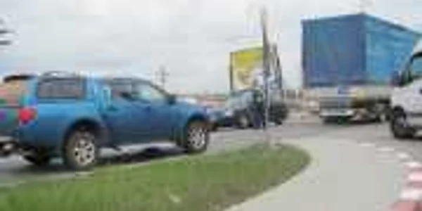 Poliţiştii se aşteaptă la ambuteiaje pe DN6 Alexandria - Bucureşti