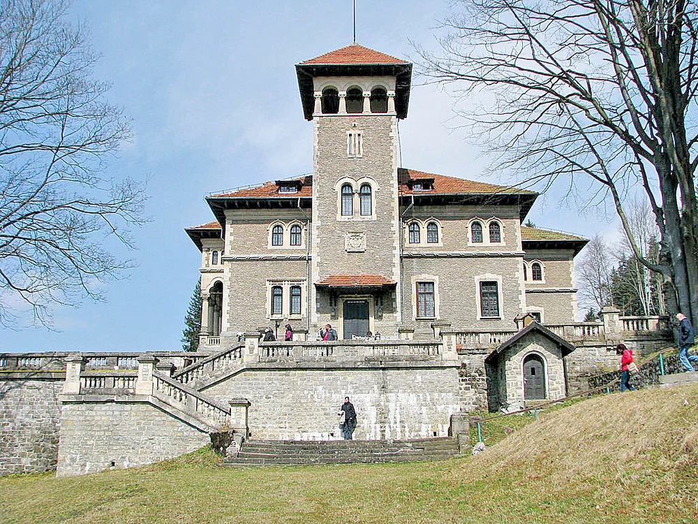 Din 2010, castelul e deschis publicului pentru vizitare