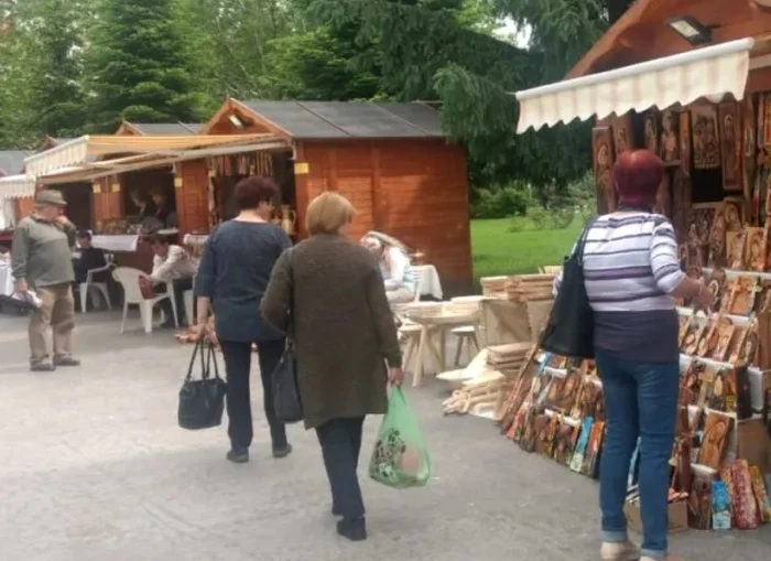 Târgul Meşterilor Populari va fi deschis în centrul municipiului Târgu Jiu          Foto. Arhivă Adevărul