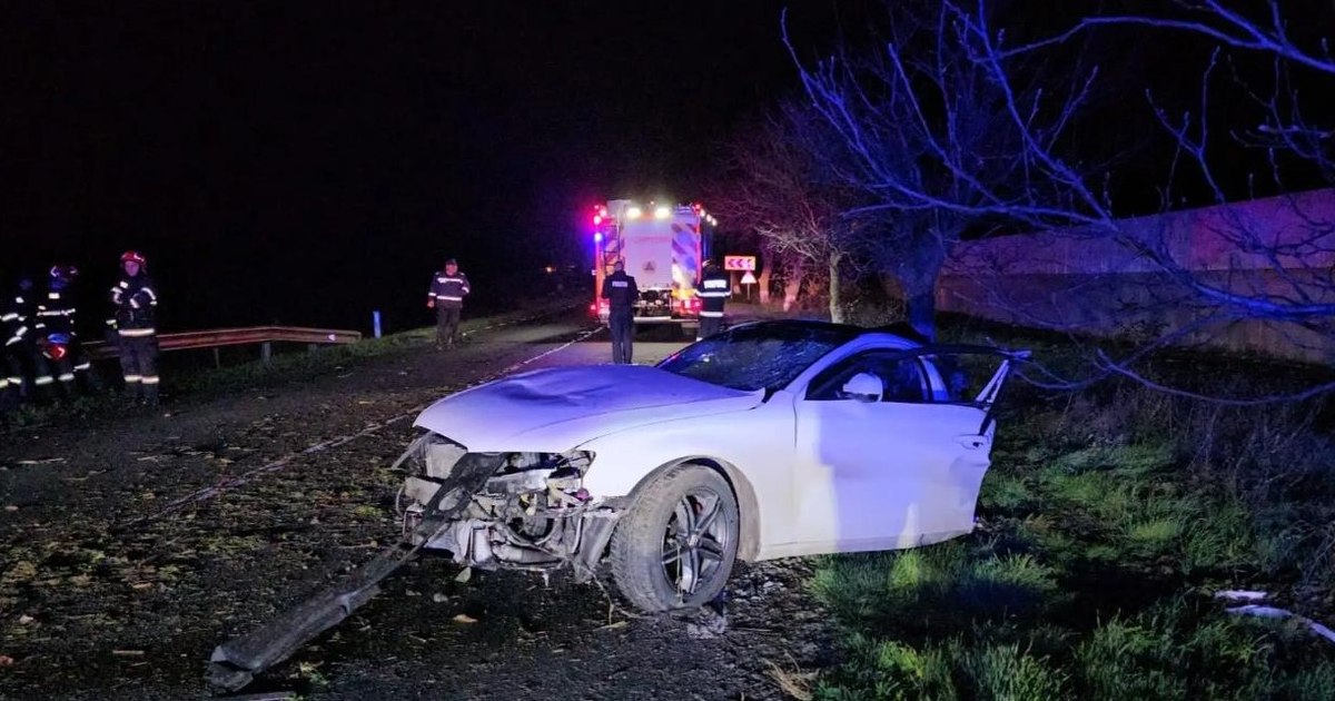 Tragedie în Constanța: Un tânăr de 24 de ani și-a pierdut viața într-un accident rutier Tragedie în Constanța: Un tânăr de 24 de ani și-a pierdut viața într-un accident rutier