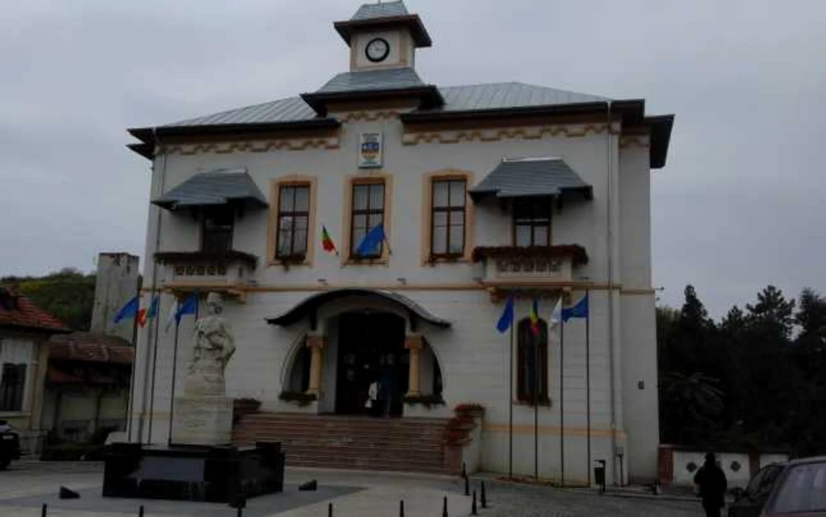 Oficialii Primăriei Slatina au făcut primele precizări despre acest dosar FOTO: Alina Mitran