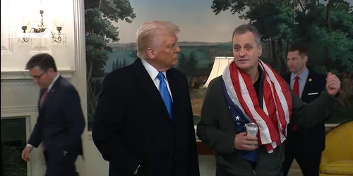 Fogel, eliberat  si Trump FOTO captură Casa Albă png
