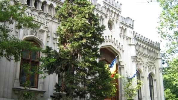 Casa Universitarilor, cuibuşorul de nebunii al domnitorului Alexandru Ioan Cuza jpeg