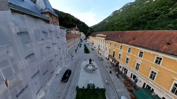 Centrul stațiunii Băile Herculene. Foto: Daniel Guță. ADEVĂRUL