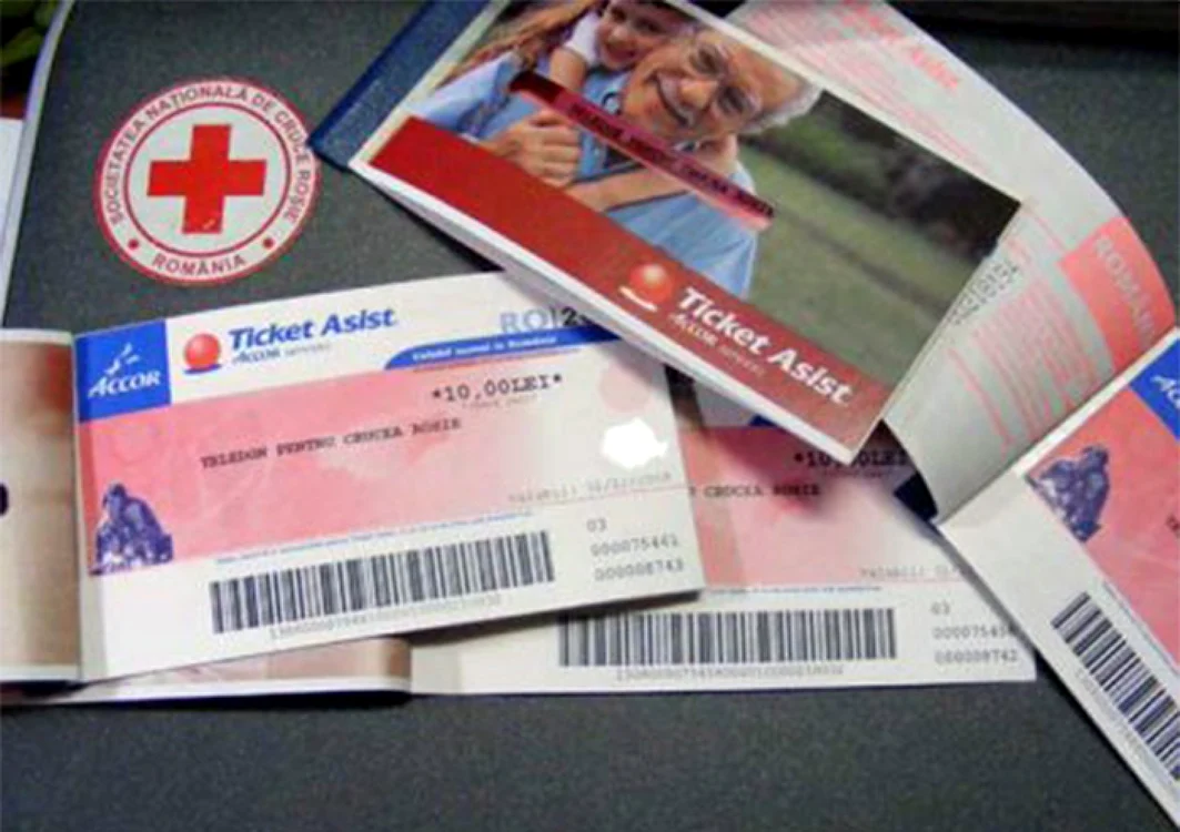 Fiecare familie a primit câte cinci tichete sociale                                                                FOTO: Arhivă