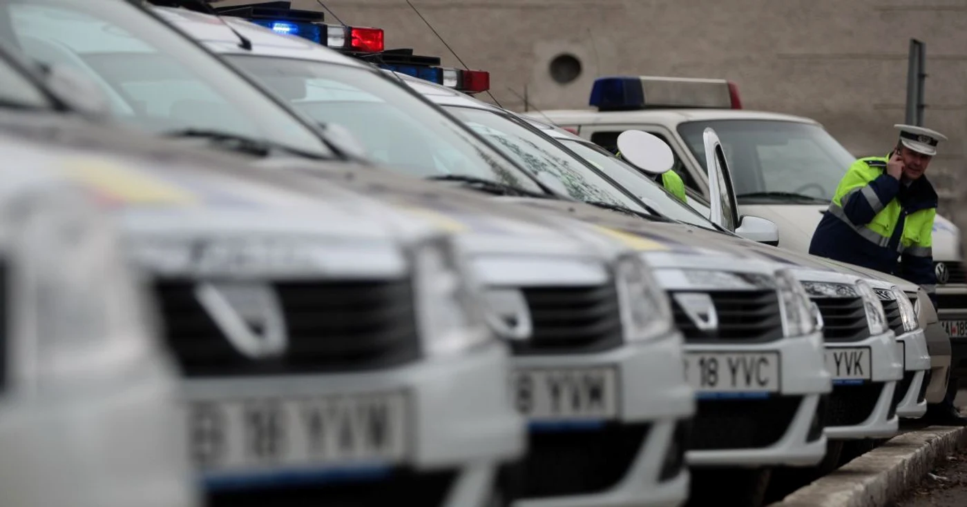 Maşinile sunt dotate cu radare ce nu pot fi detectate de aparatul anti-radar