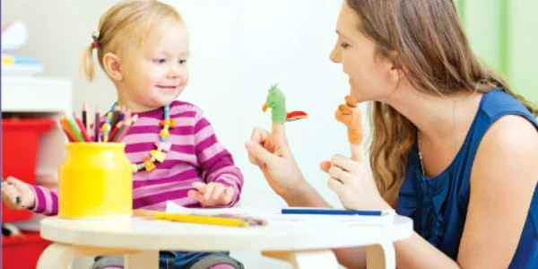 În jocul copilului, psihologul găseşte informaţii şi soluţii