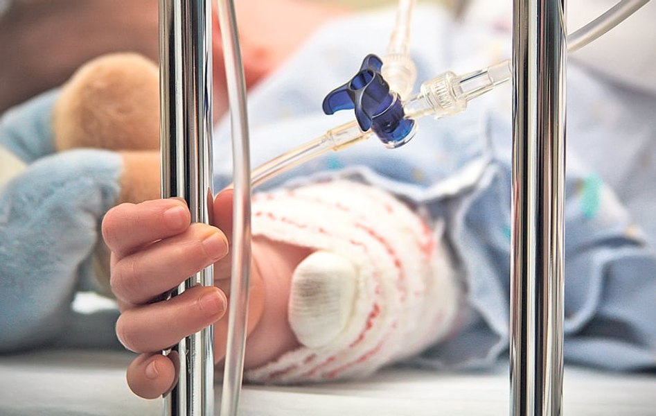 Spitalul Județean Craiova, obligat să plătească 300.000 de euro despăgubiri după ce un copil a fost infectat cu bacteria E.coli