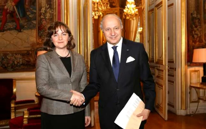 Natalia Gherman şi Laurent Fabius FOTO: mfa.gov.md