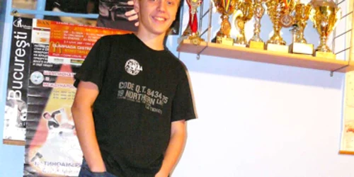 Bacău: Alexandru Dutcovici, Cucereşte lumea în paşi de Cha Cha(PORTRET)