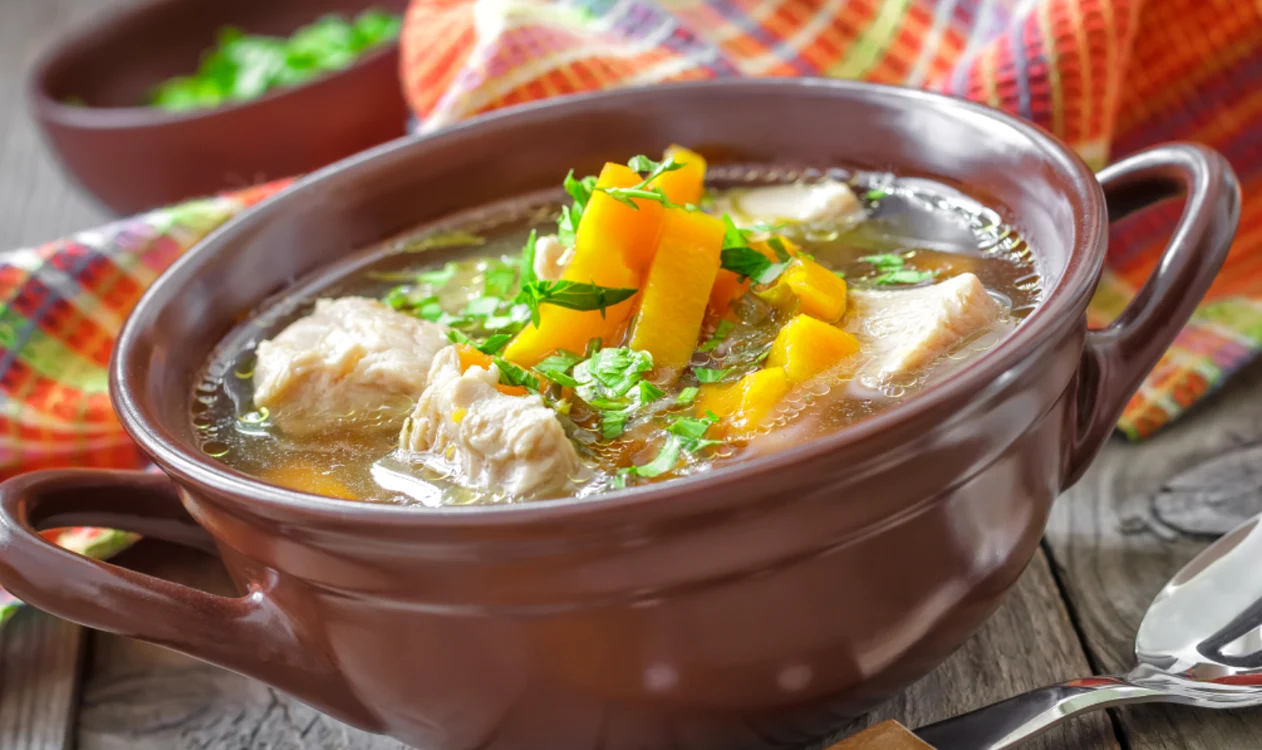 Rețetele de ciorbă de miel sunt la mare căutare în perioada Pașteluifoto: Shutterstock.com