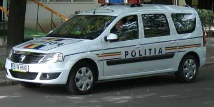 Poliţiştii au întocmit dosar penal 