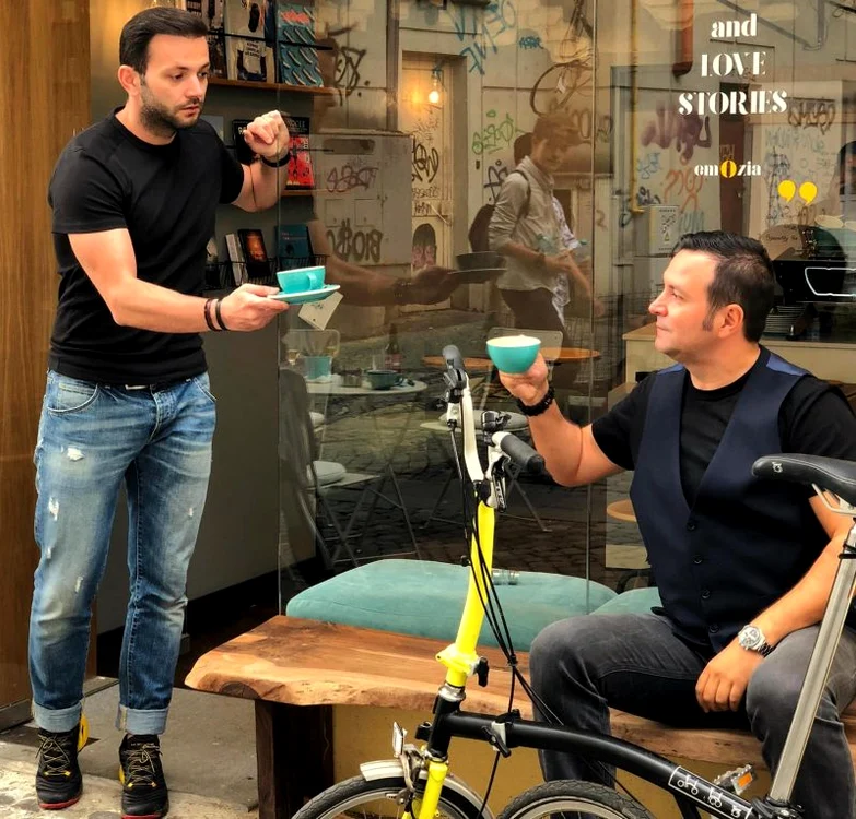 Mihai Morar și Daniel Buzdugan se relaxau împreună la cafenea
