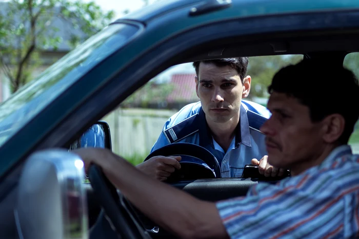 Anghel Damian interpretează în noul film rolul unui tânăr polițist. Foto: Click.