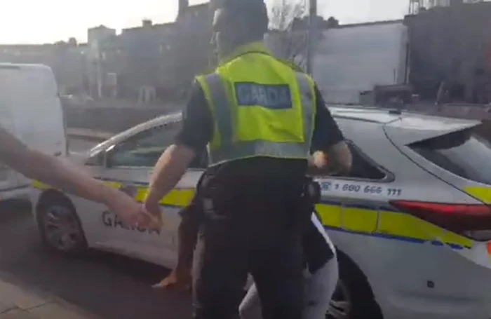 Românul a făcut scandal în trafic FOTO: ziare.com