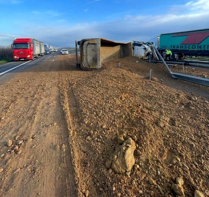 Traficul a fost blocat pe A1 FOTO ISU Dâmbovița