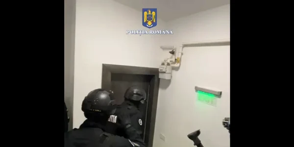 Percheziții ale polițiștilor Capitalei   Foto Poliția Capitalei mp4 thumbnail png