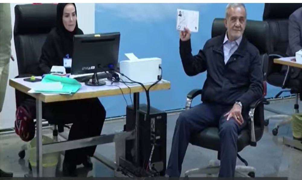 Alegerile prezidenţiale din Iran, câștigate de Pezeshkian, un reformist care promite „să întindă mâna prieteniei tuturor” VIDEO